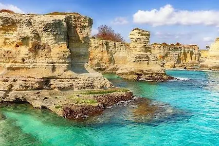 Dea Del Salento Λέτσε